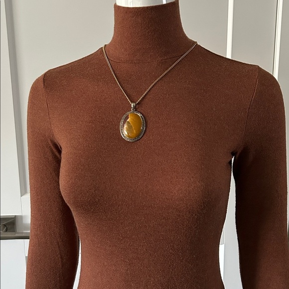 RW&Co Umber Turtleneck Pullover - Picture 3 of 10